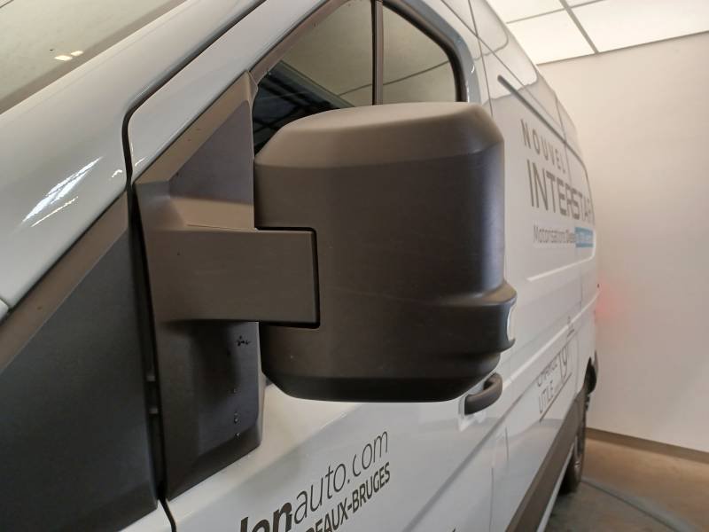Nissan Interstar - Photo 37