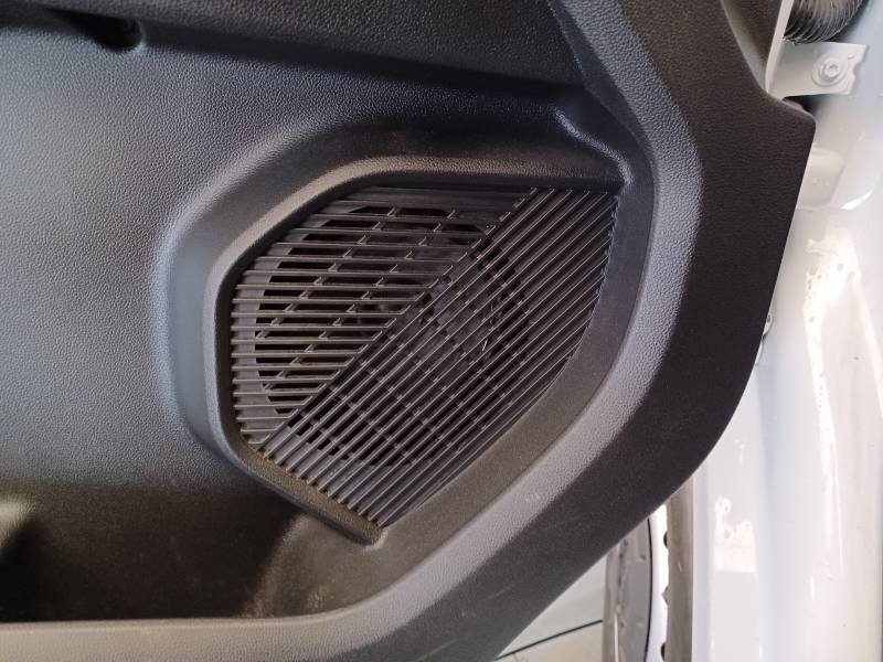 Nissan Interstar - Photo 38