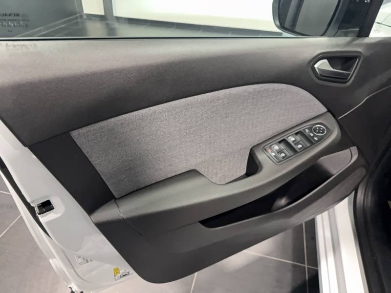 Renault Clio - Photo 29