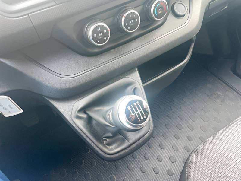 Renault Trafic - Photo 29