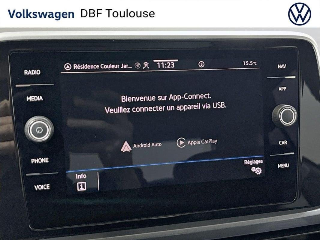 Volkswagen T-Roc - Photo 18