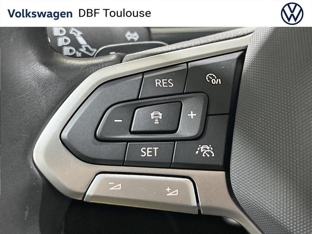 Volkswagen T-Roc - Photo 22