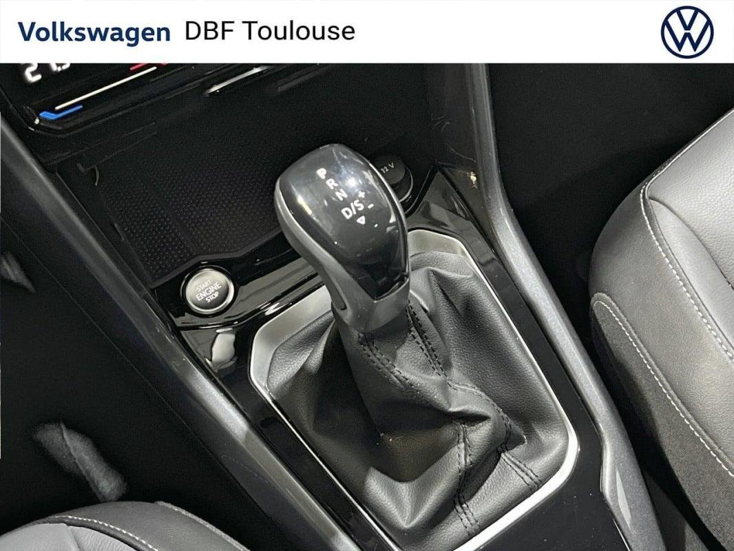 Volkswagen T-Roc - Photo 23