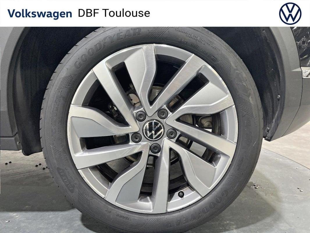 Volkswagen T-Roc - Photo 36