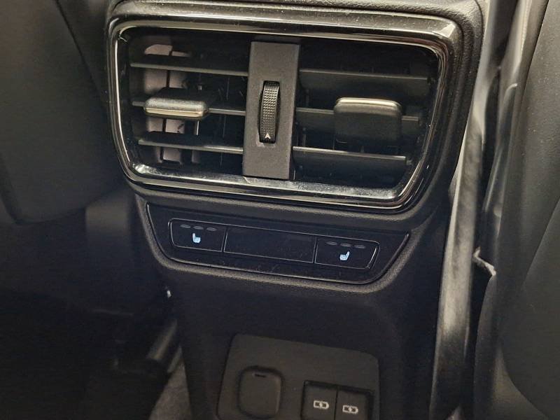 Lexus NX - Photo 24