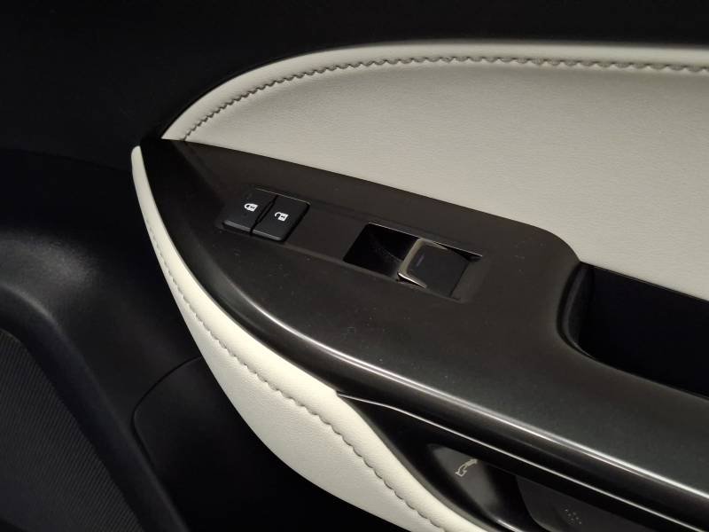 Lexus NX - Photo 29