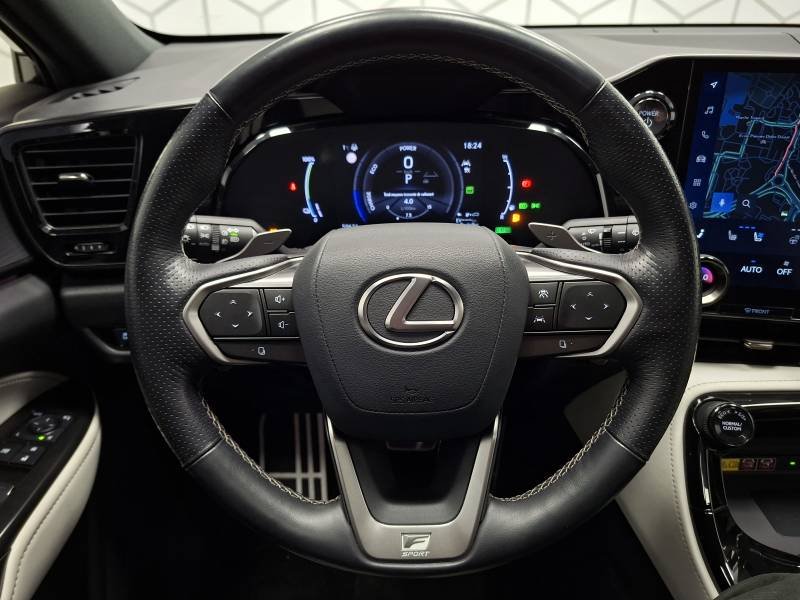 Lexus NX - Photo 35