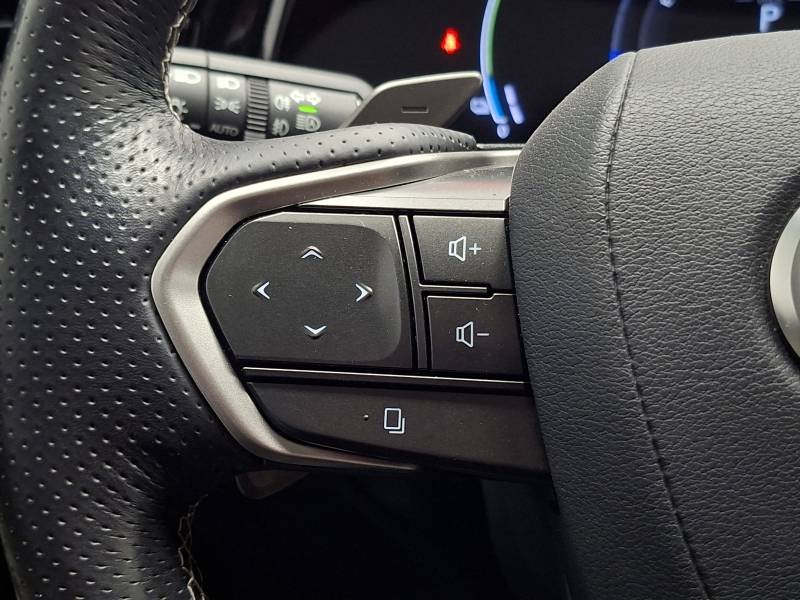 Lexus NX - Photo 36