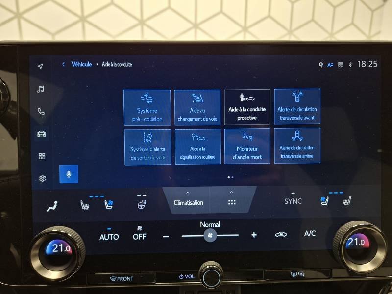 Lexus NX - Photo 43