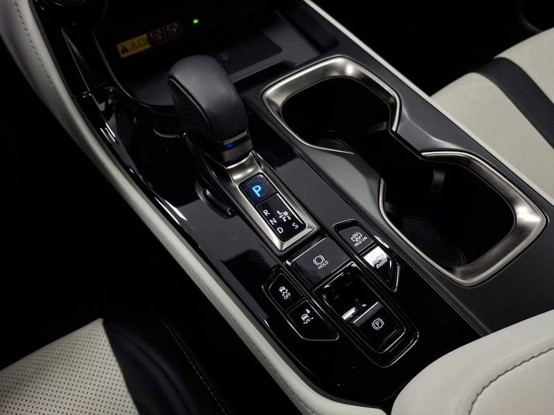 Lexus NX - Photo 46