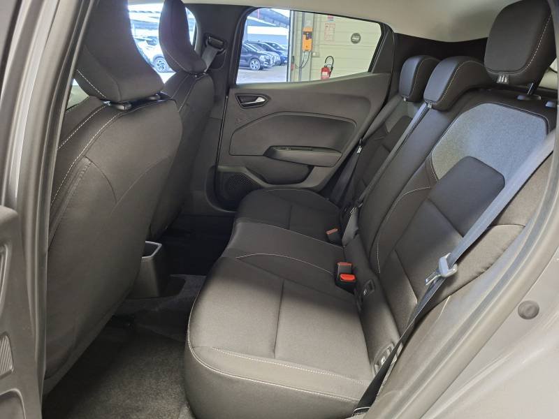 Mitsubishi Colt - Photo 16