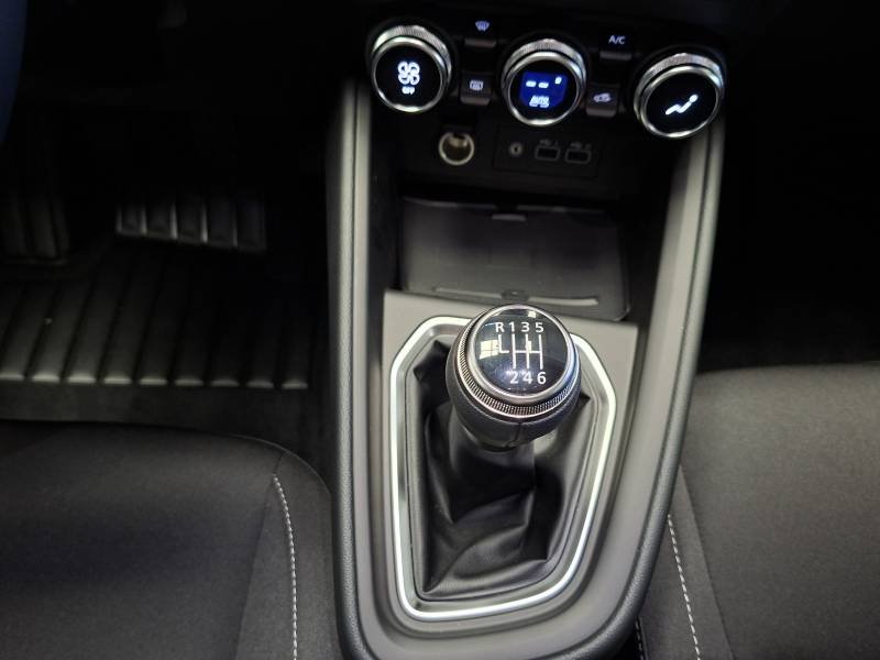 Mitsubishi Colt - Photo 23
