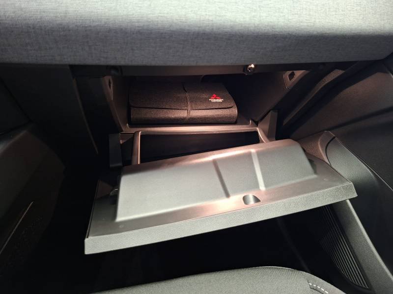 Mitsubishi Colt - Photo 37