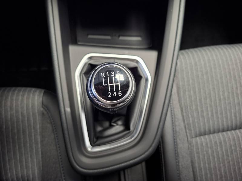 Mitsubishi Colt - Photo 29
