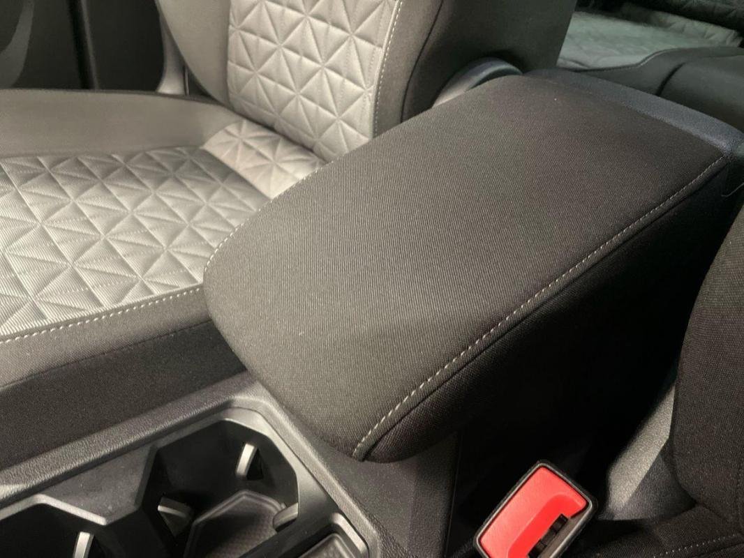 Volkswagen Tiguan - Photo 13