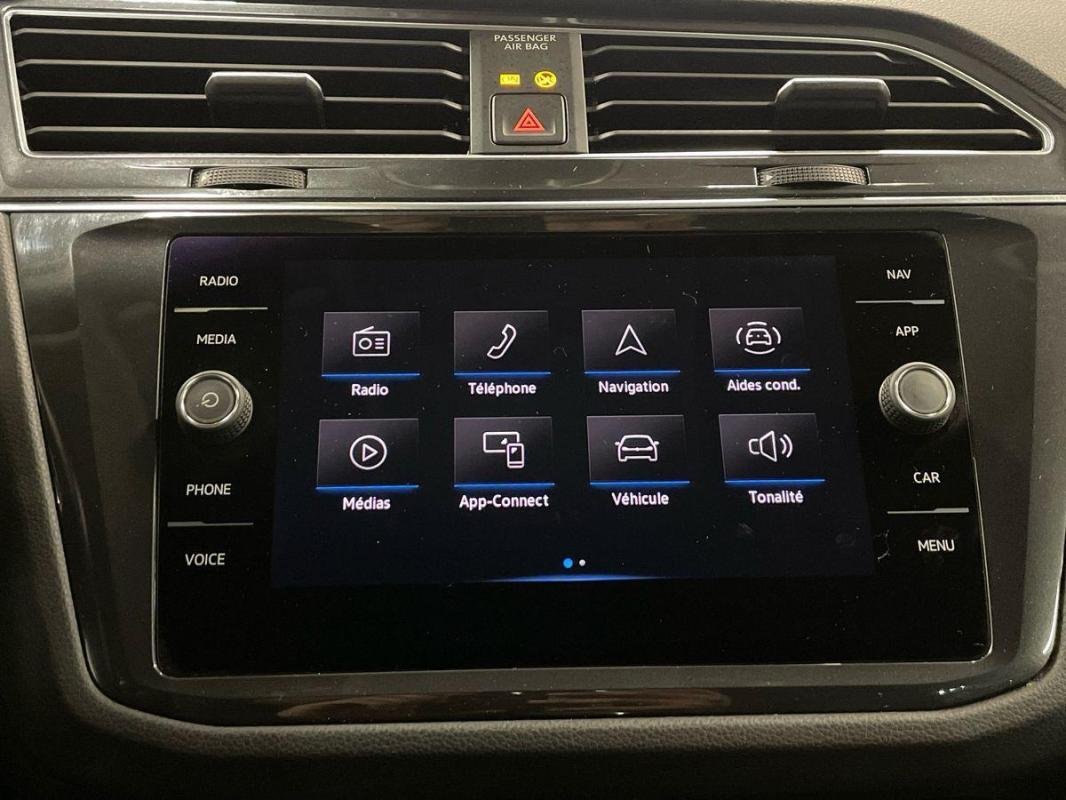 Volkswagen Tiguan - Photo 17
