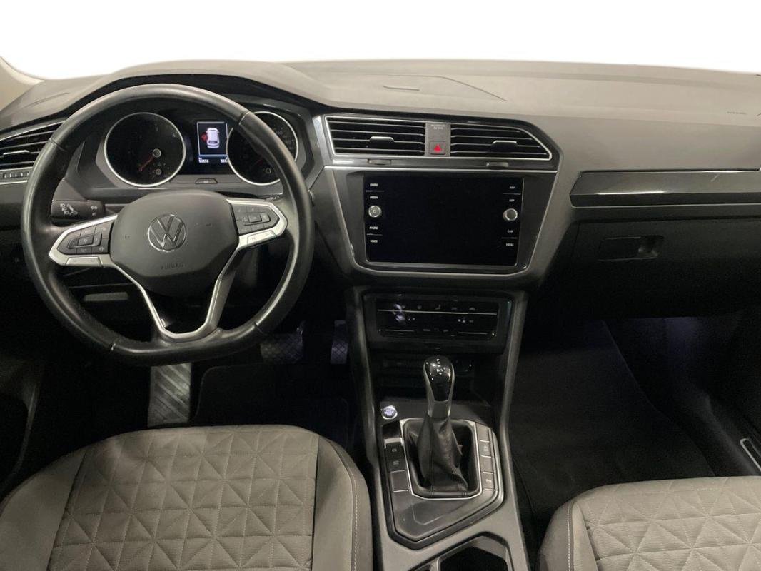 Volkswagen Tiguan - Photo 9