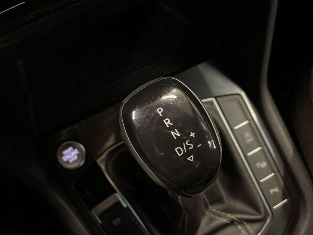Volkswagen Tiguan - Photo 12
