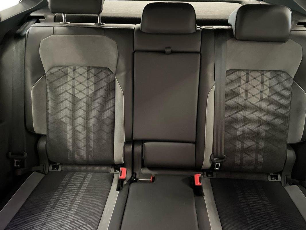 Volkswagen Tiguan - Photo 23