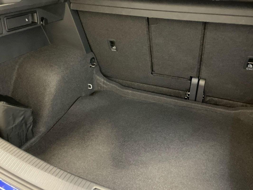 Volkswagen Tiguan - Photo 33