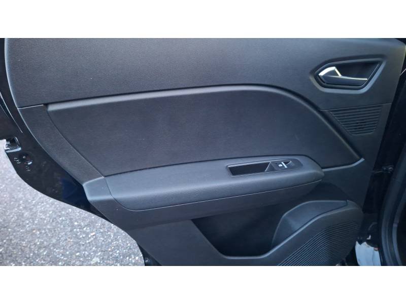 Renault Captur - Photo 17