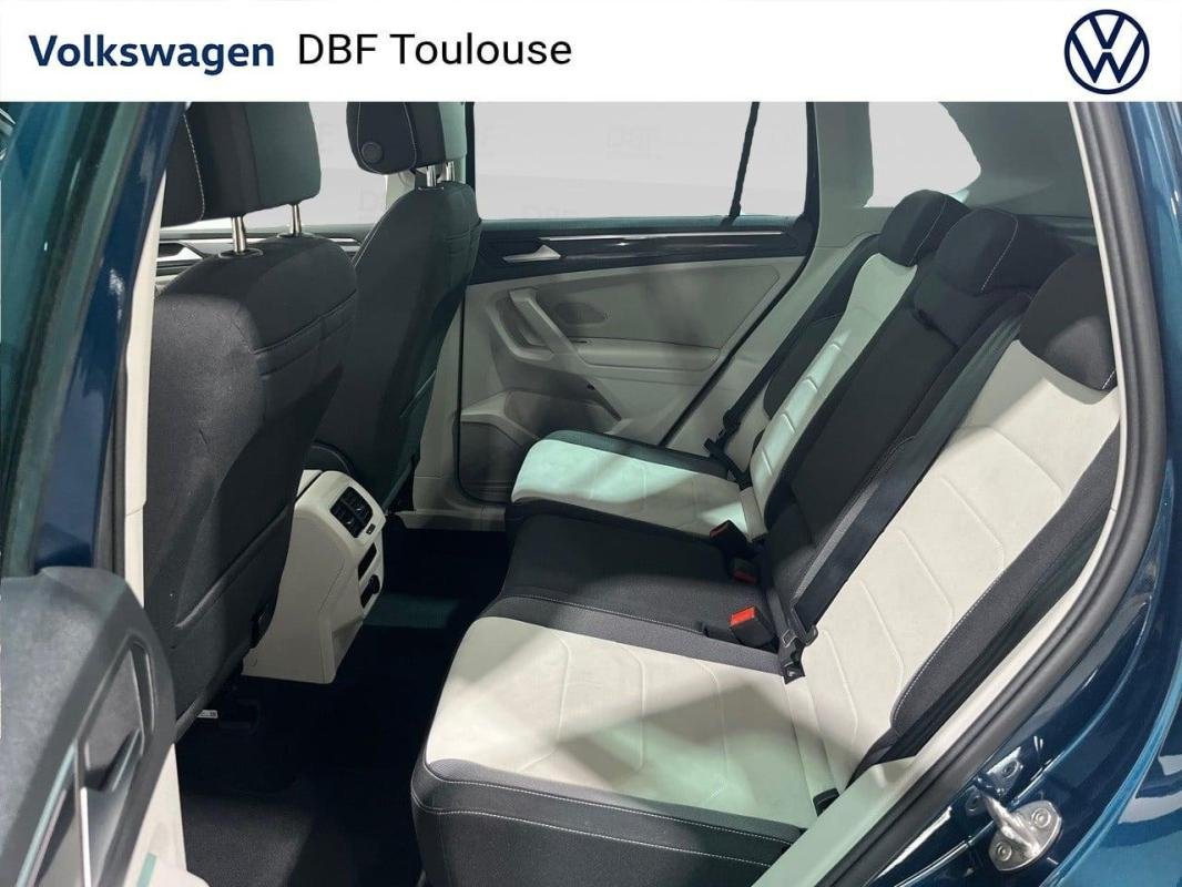 Volkswagen Tiguan - Photo 12
