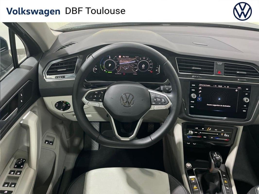 Volkswagen Tiguan - Photo 14