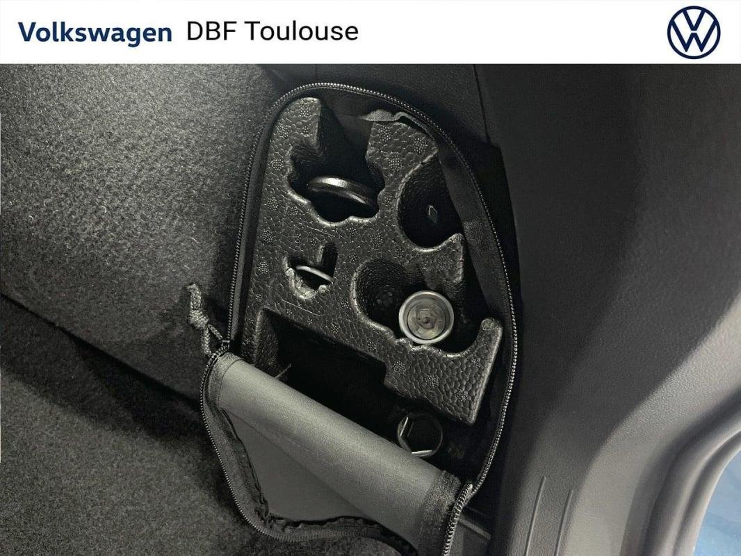Volkswagen Tiguan - Photo 31