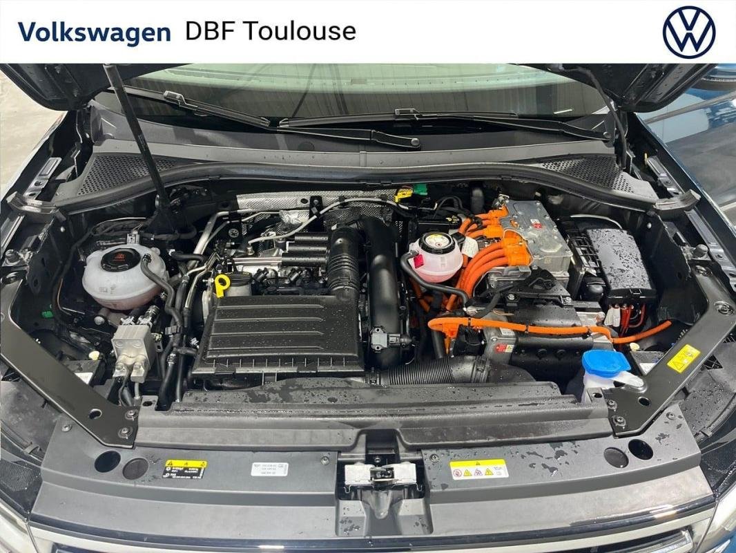 Volkswagen Tiguan - Photo 38