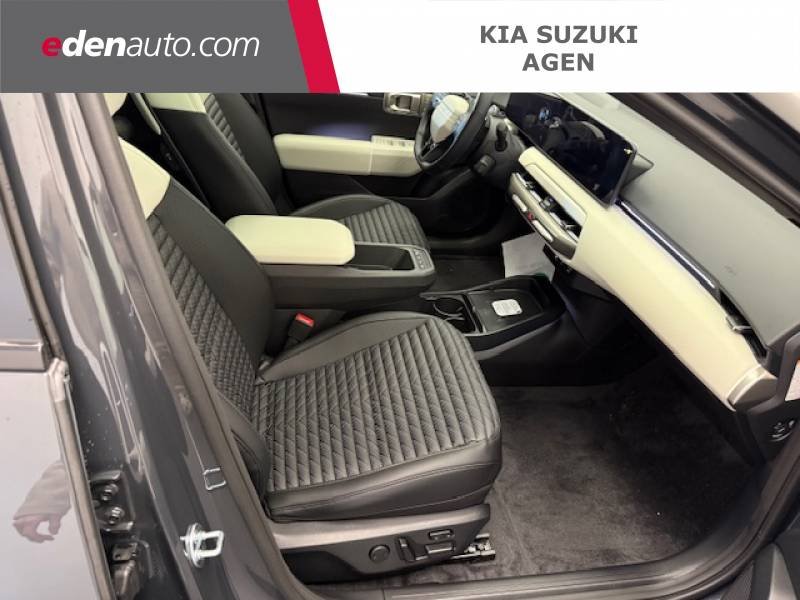 Kia EV4 - Photo 27