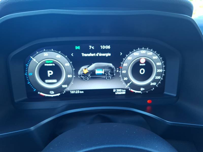 Nissan Qashqai - Photo 24