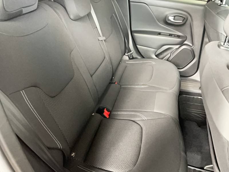 Jeep Renegade - Photo 15
