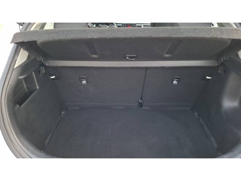Kia Rio - Photo 18