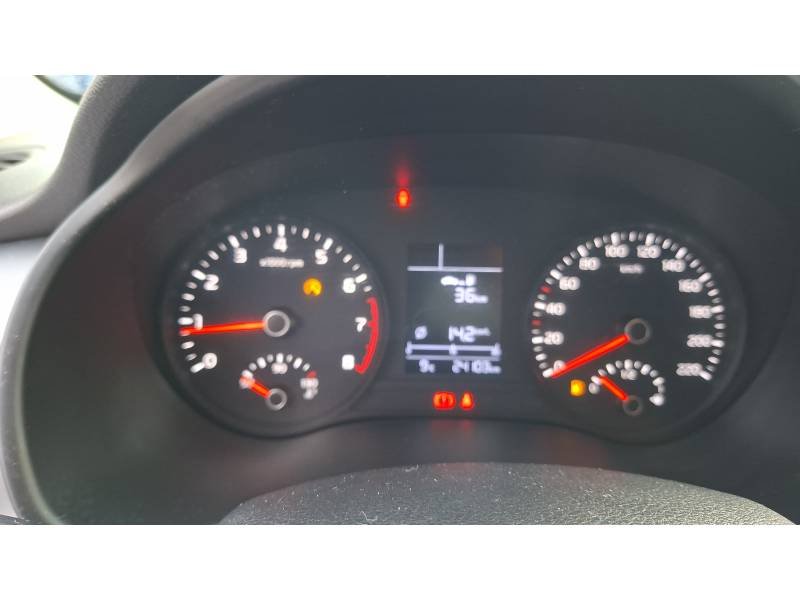 Kia Rio - Photo 29