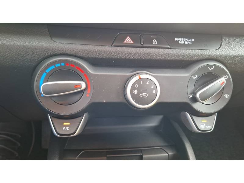 Kia Rio - Photo 39