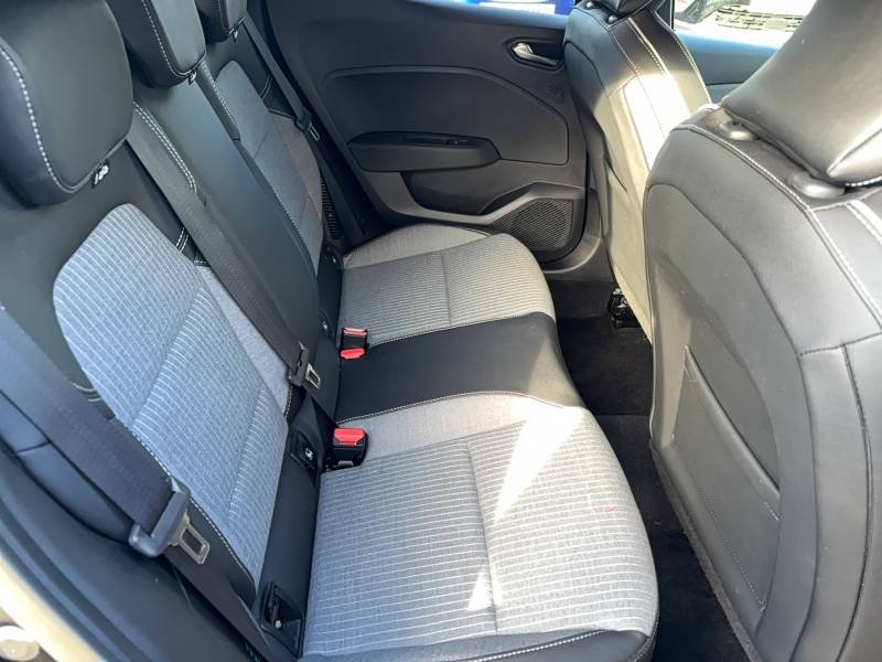 Renault Clio - Photo 32