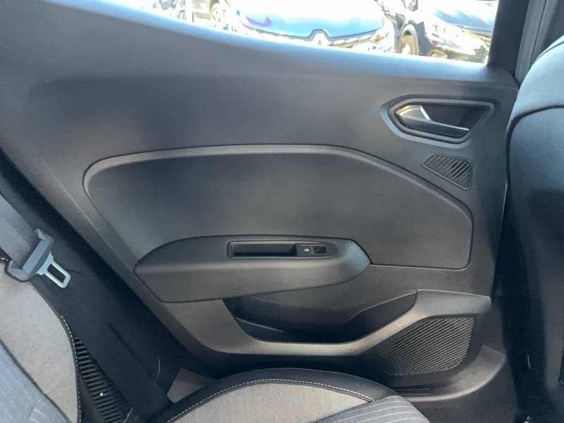Renault Clio - Photo 33
