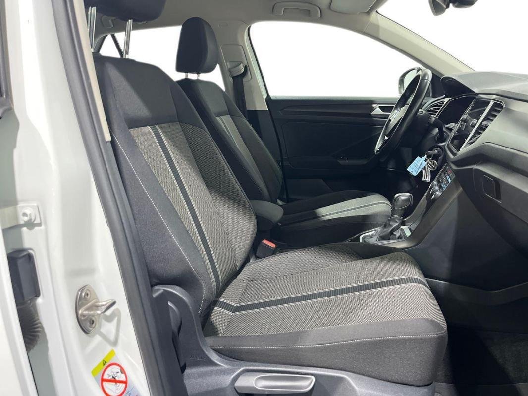 Volkswagen T-Roc - Photo 14