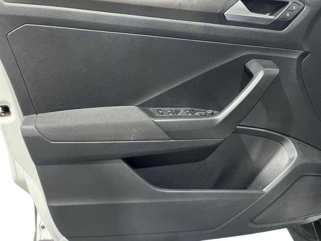 Volkswagen T-Roc - Photo 16