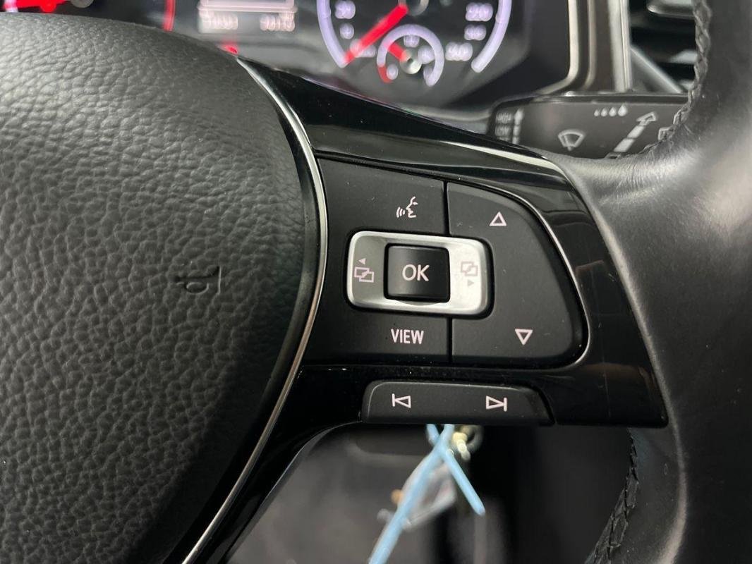 Volkswagen T-Roc - Photo 21