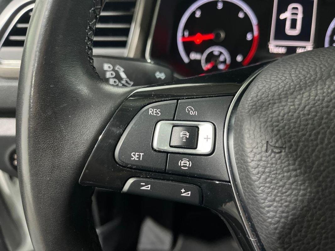 Volkswagen T-Roc - Photo 22