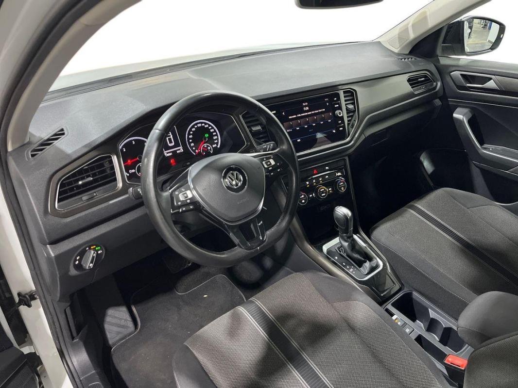 Volkswagen T-Roc - Photo 10