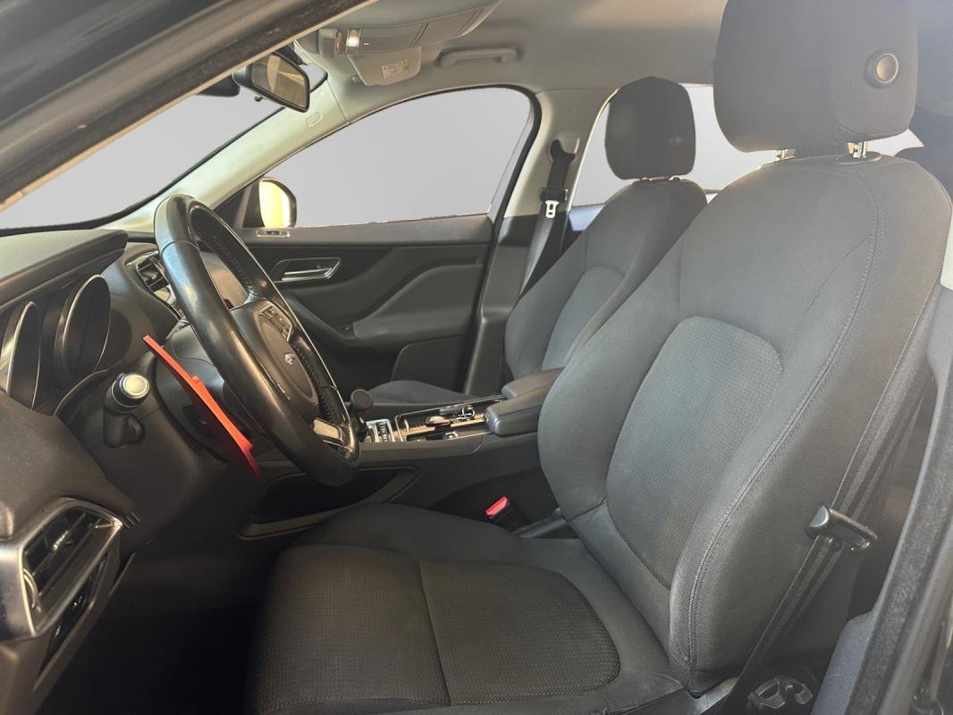 Jaguar F-Pace - Photo 14
