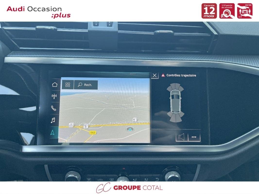 Audi Q3 - Photo 11