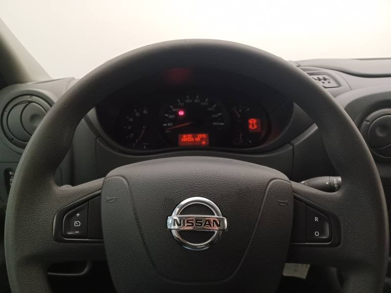 Nissan NV400 - Photo 18