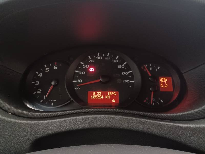 Nissan NV400 - Photo 19