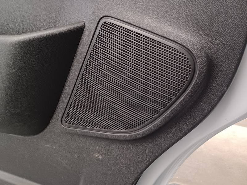 Nissan NV400 - Photo 35
