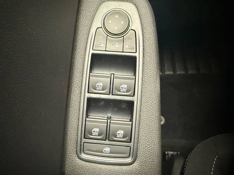 Mitsubishi Colt - Photo 34