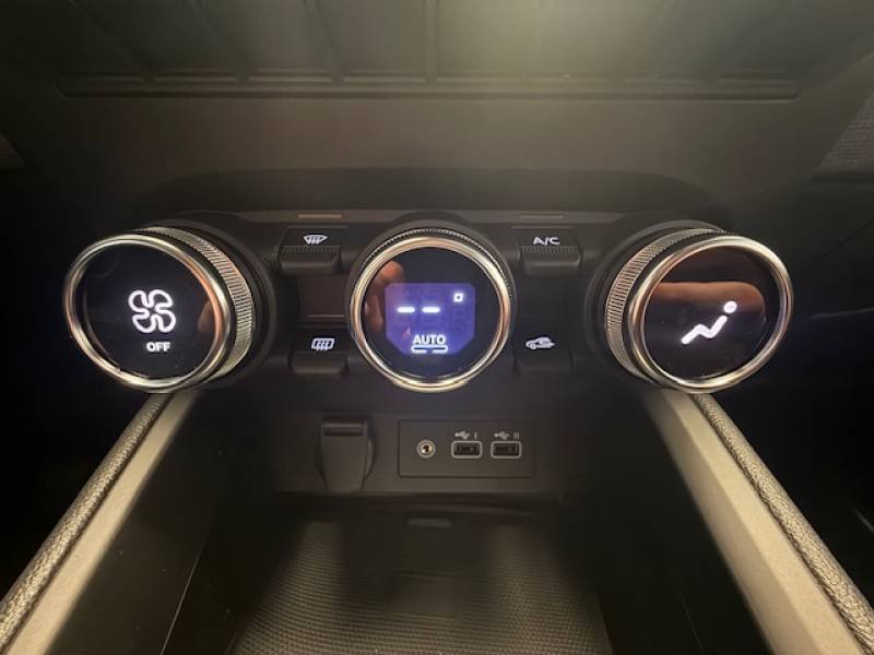 Mitsubishi Colt - Photo 38