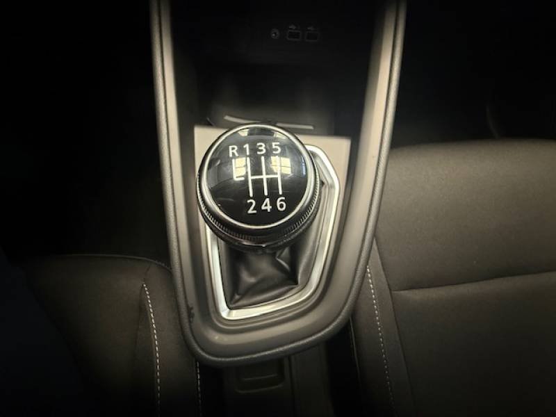 Mitsubishi Colt - Photo 39
